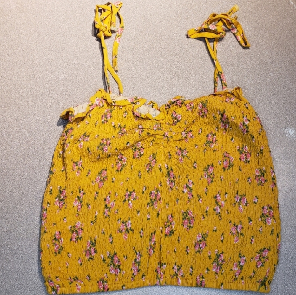 Papaya Floral dark yellow top